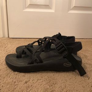 Chaco Women’s ZX/2 Classics in Black size 8